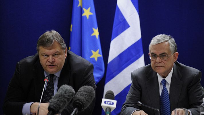 Telediario 1 - Lukás Papadimos ha calificado el acuerdo de histórico