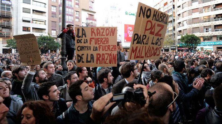 Informativo 24h - La quinta jornada de protestas en Valencia lleva en marcha cinco horas