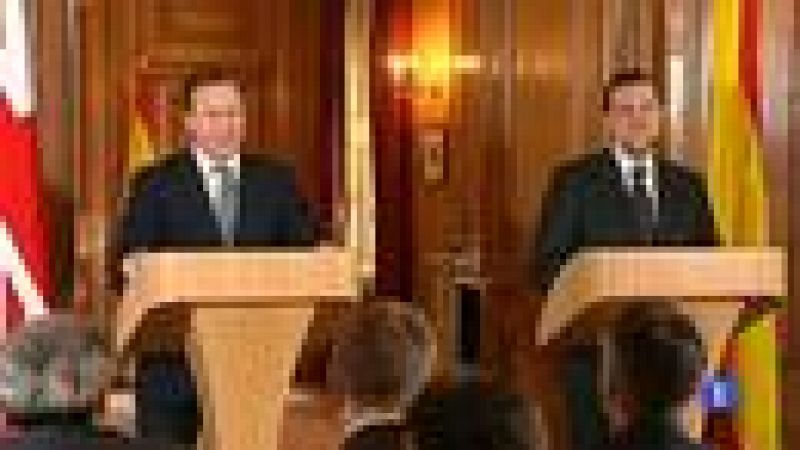 Mariano Rajoy y David Cameron repasan la crisis y la situación europea 