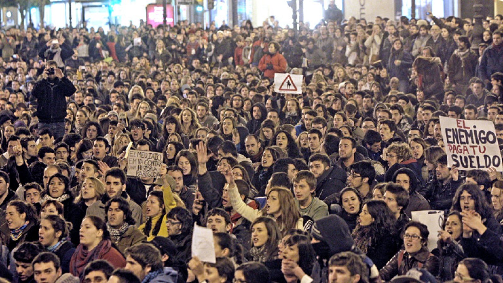 Estudiantes y padres califican de desproporcionada la actuación policial
