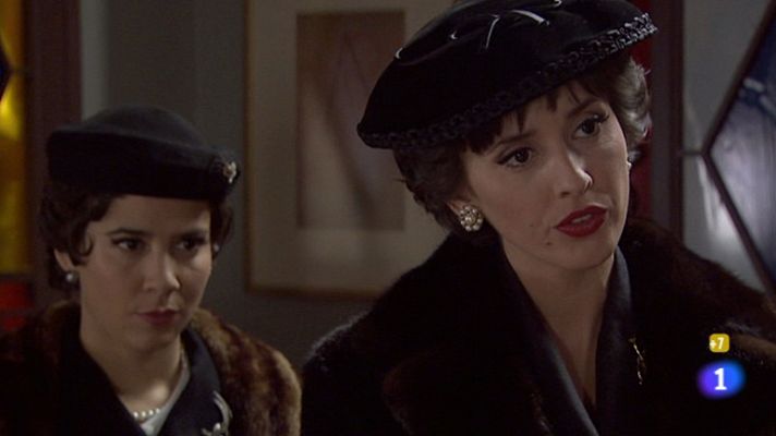 Amar en tiempos revueltos - Ana compra 'Sucesos' y echa a Rocío