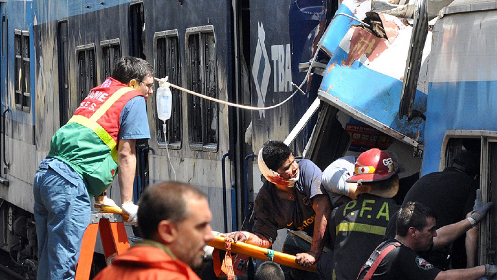 Ministro de Transportes de Argentina: "Las causas del accidente son una incógnita" - La noche en 24h | Ver