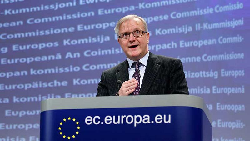  El vicepresidente de la Comisión y responsable de Asuntos Económicos, Olli Rehn, ha afirmado este jueves que no se plantea flexibilizar el objetivo de déficit de España para este año (que obliga a una reducción desde el 8% al 4,4%) hasta que el nuev