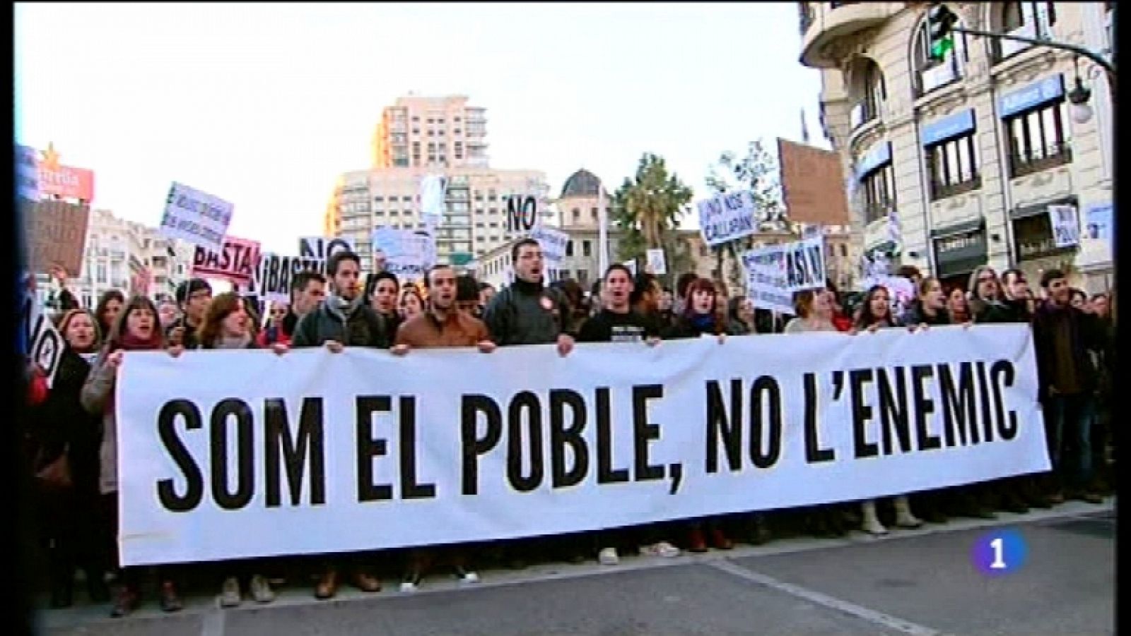 L'informatiu - Comunitat Valenciana: La Comunidad Valenciana en 2' -  23/02/12 | RTVE Play