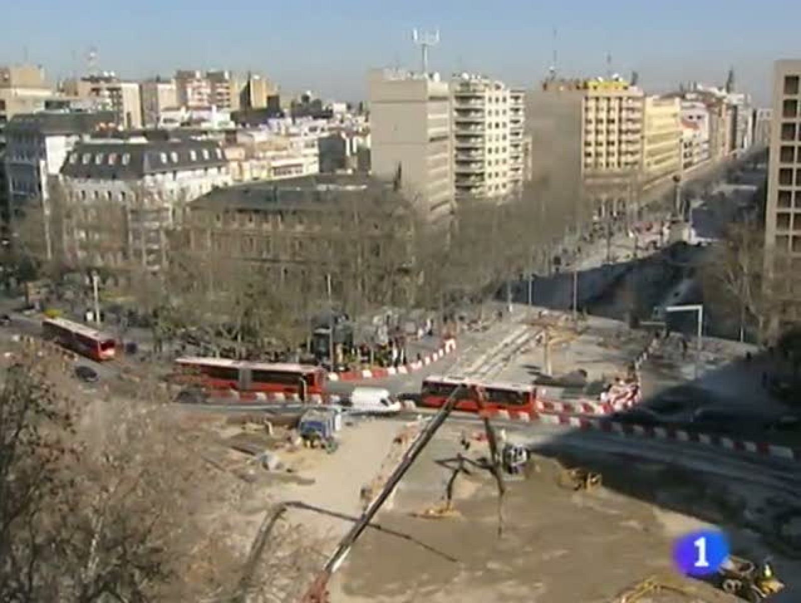 El tranvía circulará en pruebas en Independencia este verano.El Ternasco de Aragón, viento en popa.El Zaragoza prepara en Málaga su partido de mañana.