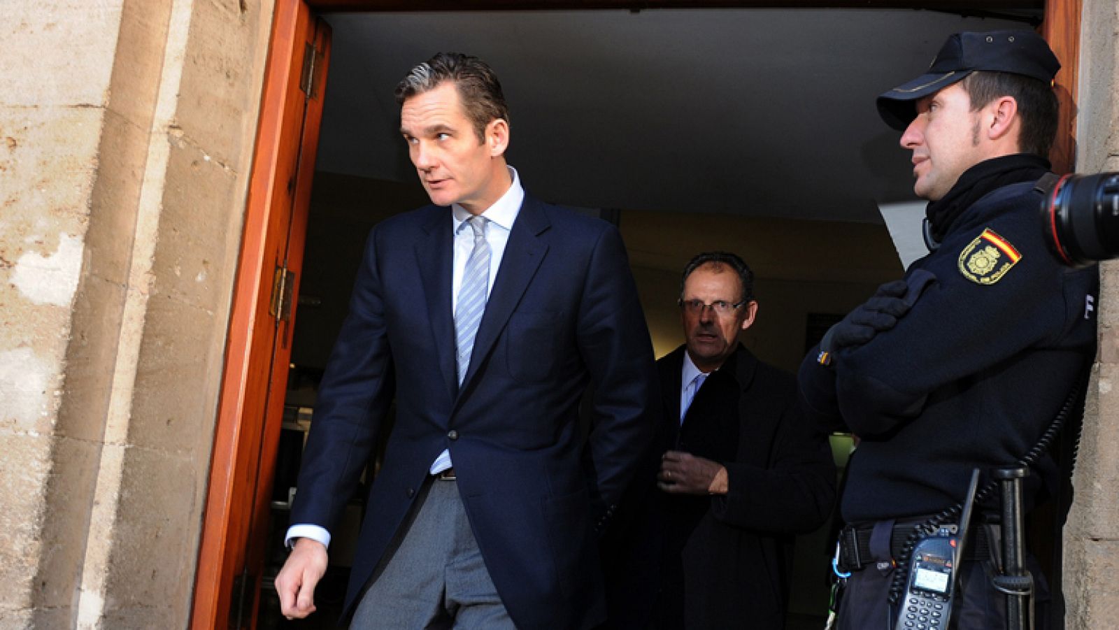 Telediario 1 en cuatro minutos - 25/02/12