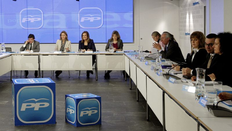 La secretaria general del PP insiste en que la reforma apuesta por el empleo estable 