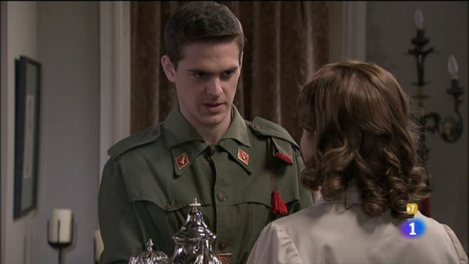 Amar en tiempos revueltos - T7 - Capítulo 121 - Rubín está haciendo gestiones para la exhumación de Adolfo - Ver ahora