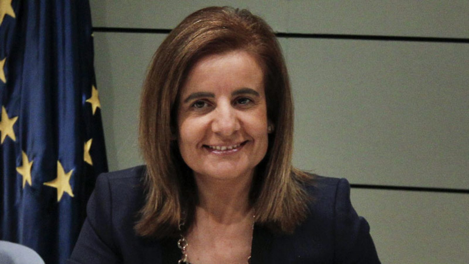 Fátima Bañez ha ofrecido a las CCAA la posibilidad de suscribir convenios para que los parados que cobran prestaciones realicen trabajos sociales