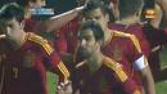  - Vázquez empata de cabeza (1-1)