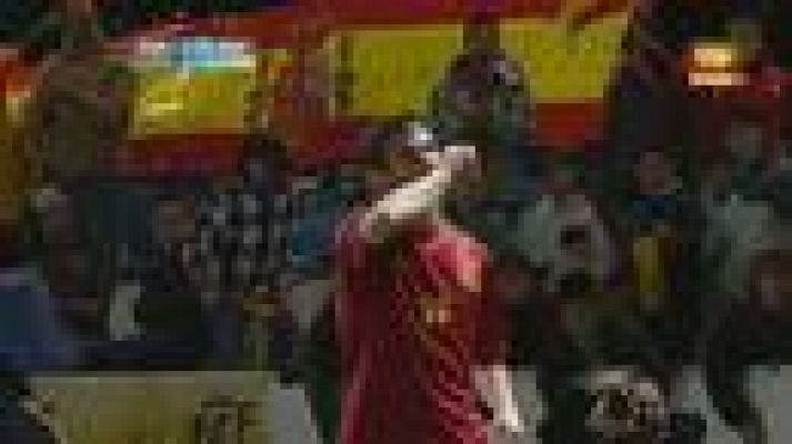  - Álvaro Vázquez sentencia el partido