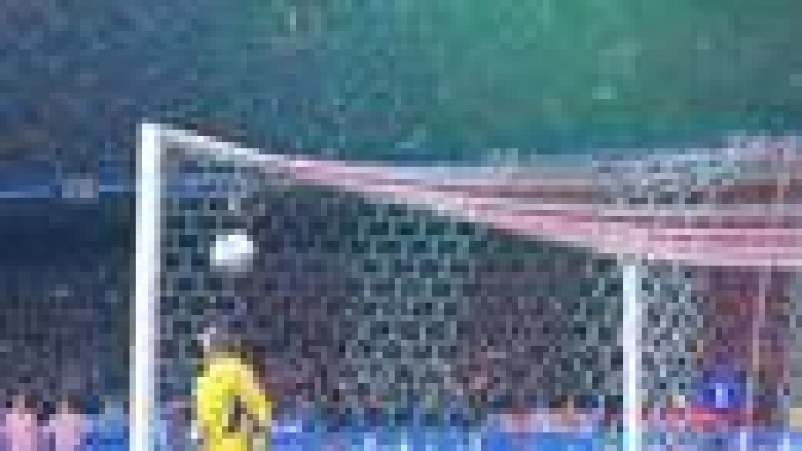 Telediario 1: Simeone: "Los árbitros nos quitan más que dan" | RTVE Play