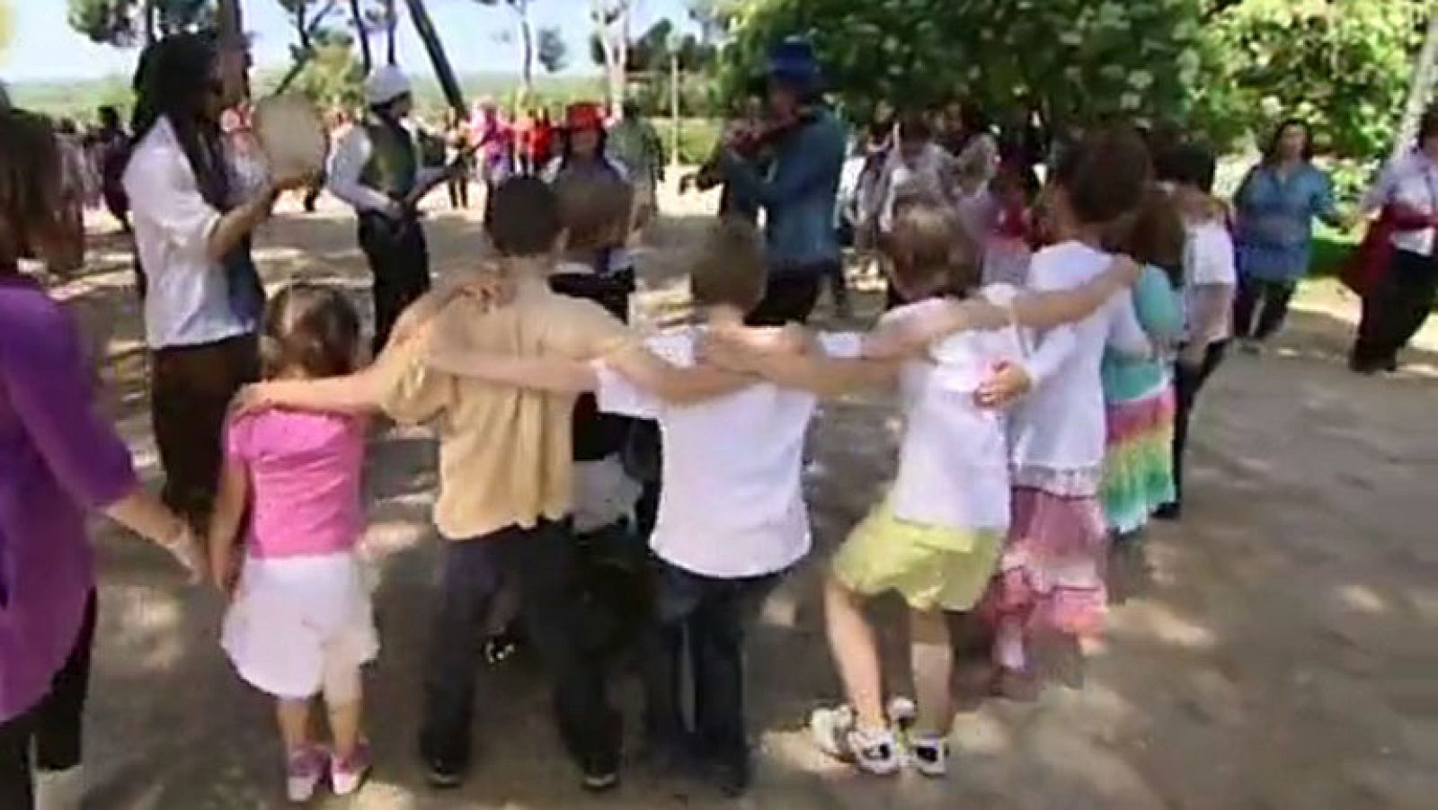 Pizzicato en Clan: PIZZIREPORTAJE: RAKSEDONIA | RTVE Play