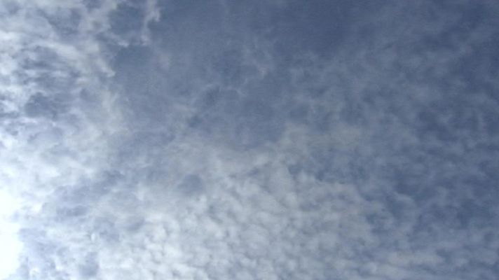 El tiempo - Intervalos nubosos y probables chubascos en la mayor parte del país