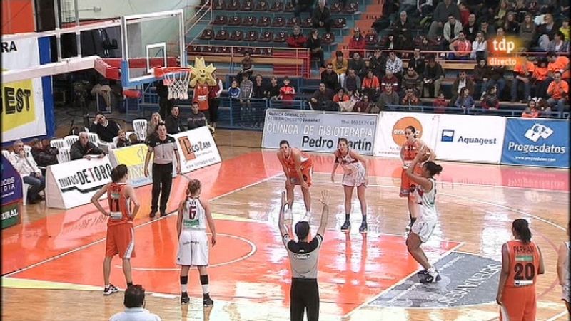 Baloncesto: Liga femenina - Caja Rural Tintos Toro - Jopisa Ciudad de Burgos - 03/03/12 - ver ahora