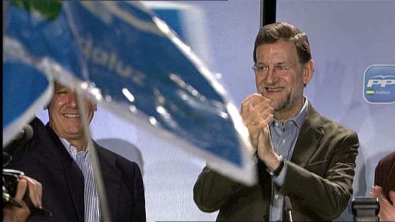 Rajoy pide en Lucena un cambio para Andalucía 
