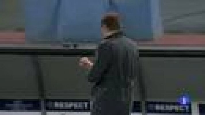 Telediario 1 - El Chelsea despide a Villas-Boas