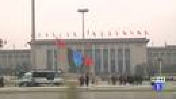 Telediario 1 - Comienza la reunión anual del Parlamento chino con la vista puesta en la sucesión