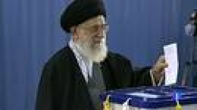 El ayatola Jamenei gana las elecciones parlamentarias en Irán