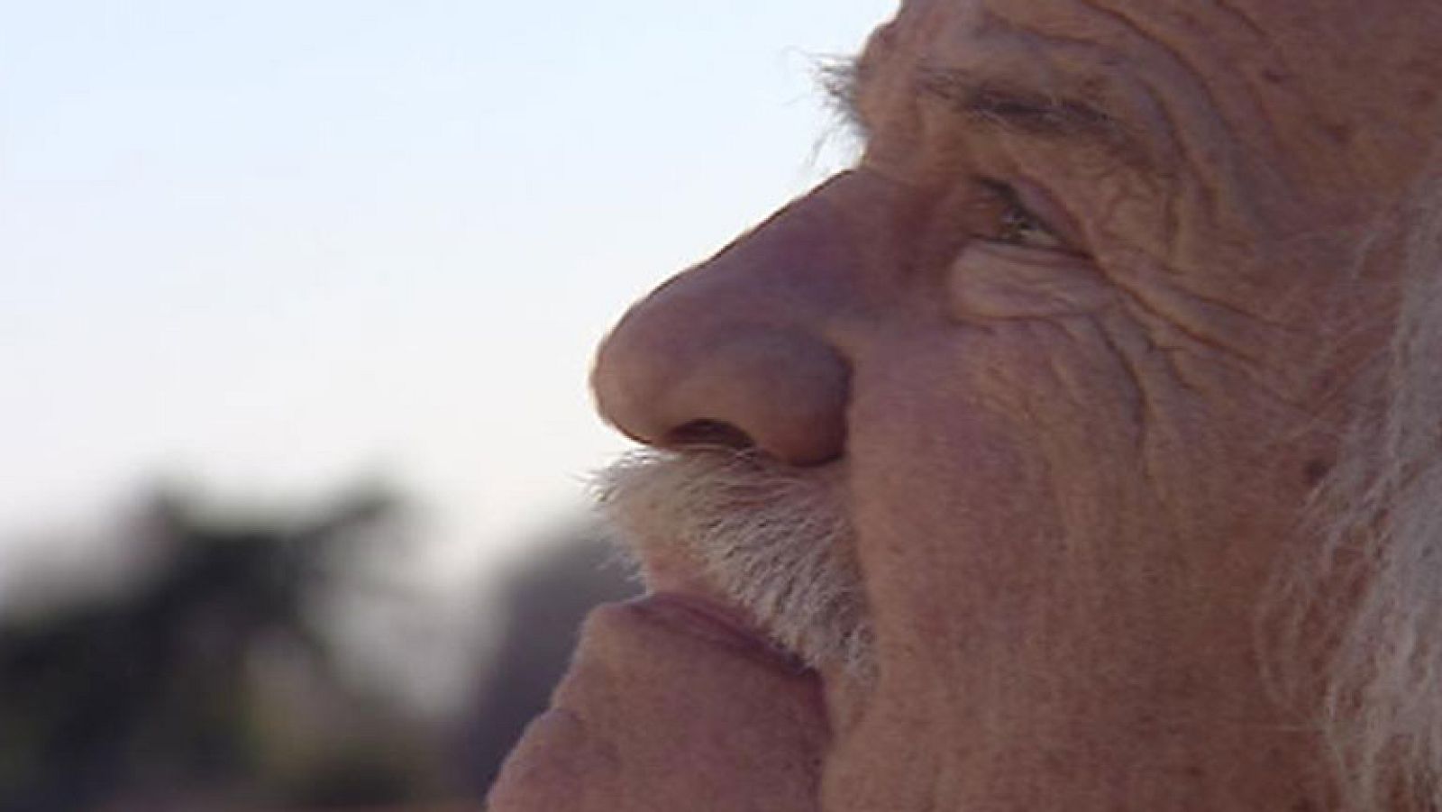 Érik el Belga reúne sus andanzas en un libro, "Por amor al arte"