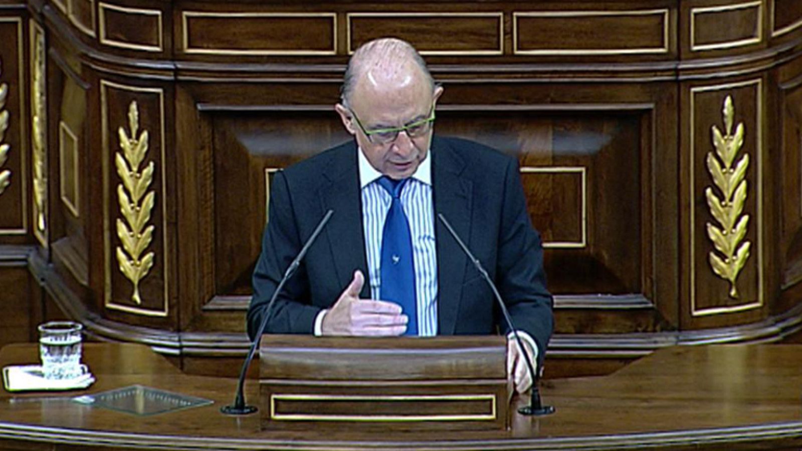 Debate en el congreso sobre proveedores