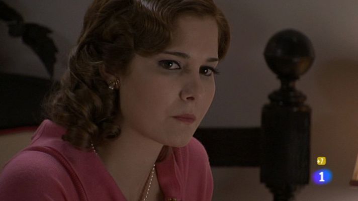 Amar en tiempos revueltos - La vida de Cecilia está en juego