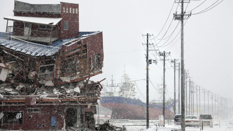 Los bomberos denuncian que la burocracia está retrasando la reconstrucción de Fukushima 