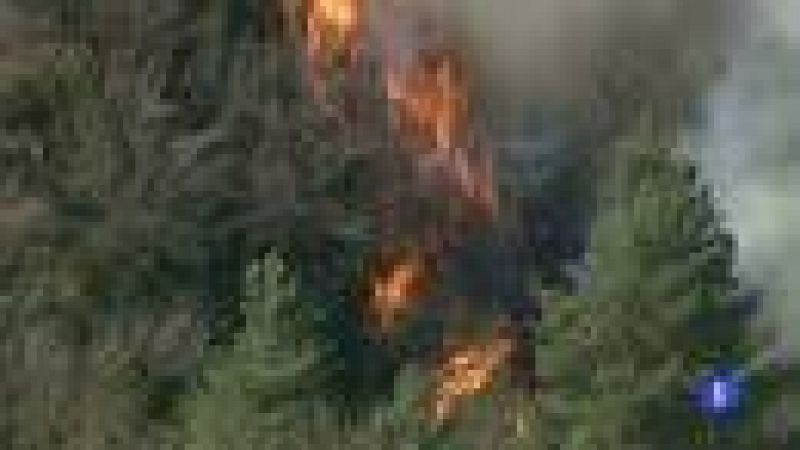 El incendio de La Ribagorza sigue sin control y quema unas 600 hectáreas