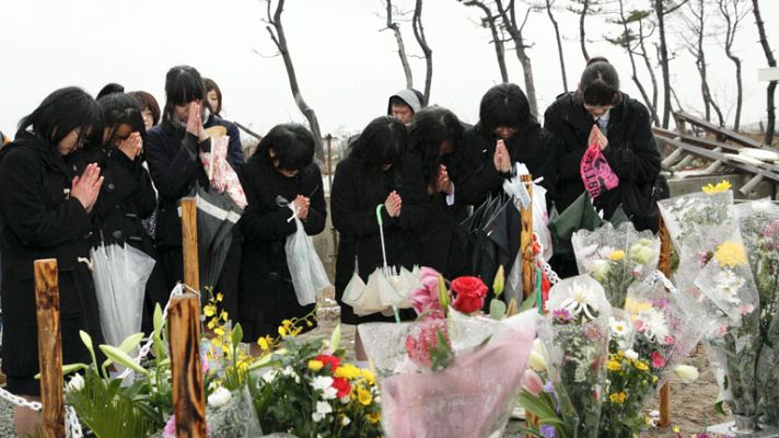 Telediario 1 - Aniversario terremoto y tsunami