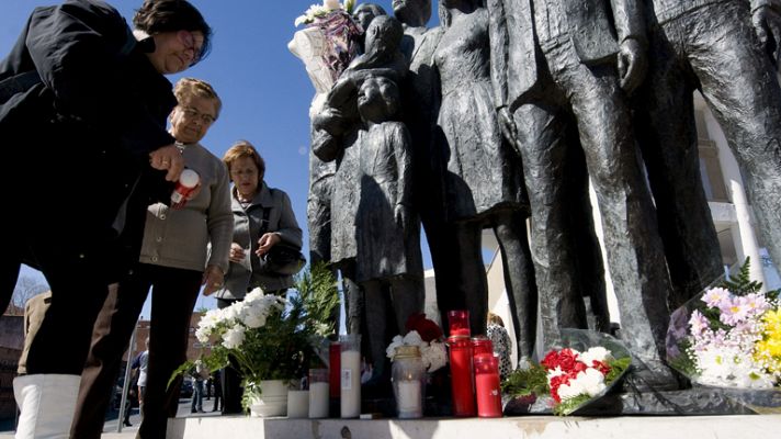 Telediario 1 - Telediario 2 en 4' - 11/03/12