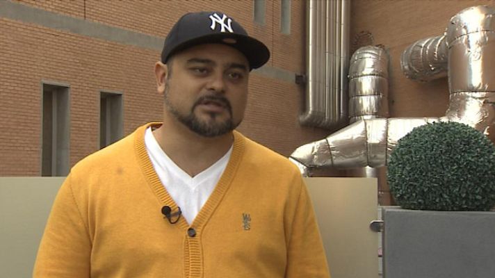 Telediario 1 - Actuación del rapero alicantino Nach en Madrid