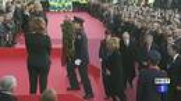 Telediario 1 - Minuto de silencio en la Puerta del Sol en el homenaje oficial a las víctimas del 11M