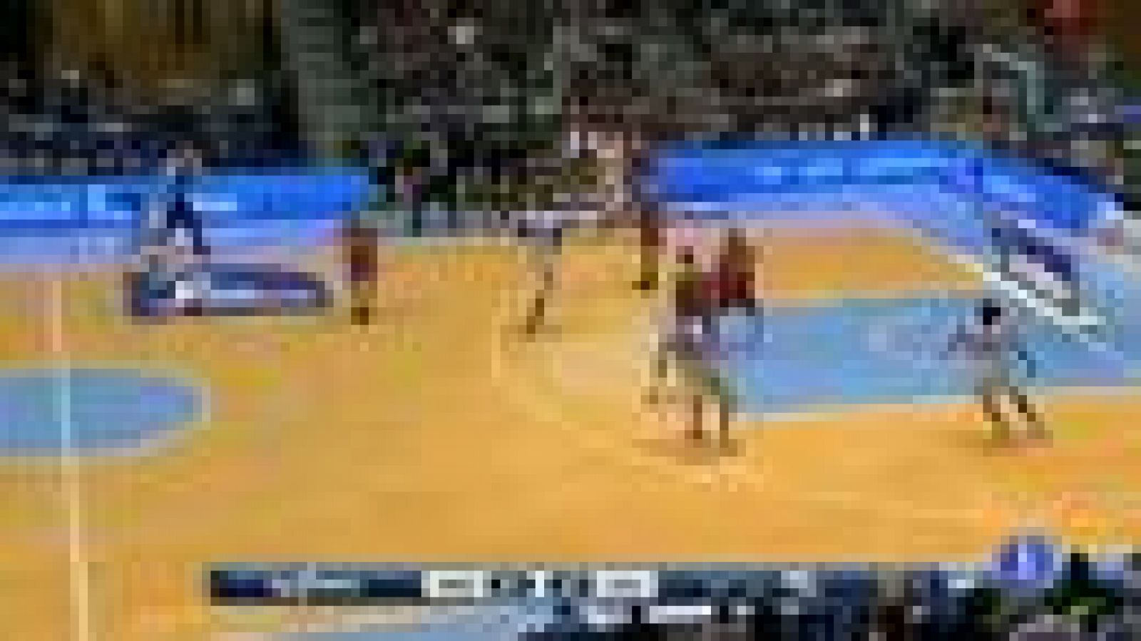 En la liga de baloncesto continúa como líder el Barcelona a pesar de su derrota en Gran Canaria ya que también perdió el Real Madrid en Valencia. Estas son las mejores jugadas: La número 3 precisamente en la victoria del Valencia con esta asistencia