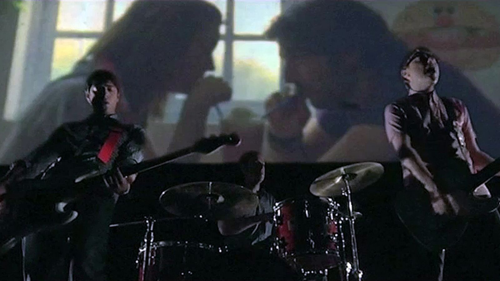 Airbag - Trailer | Ver