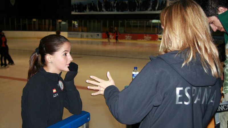 Los dos patinadores españoles explican a 'La mañana de La 1' cómo es un día de entrenamiento a dos semanas de la cita mundialista.