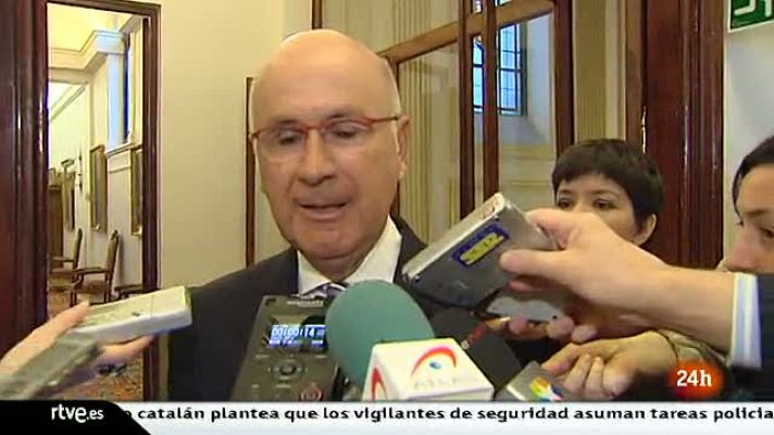 Informativo 24h - La oposición cree que el objetivo del 5,3% del déficit obligará al Gobierno a subir el IVA