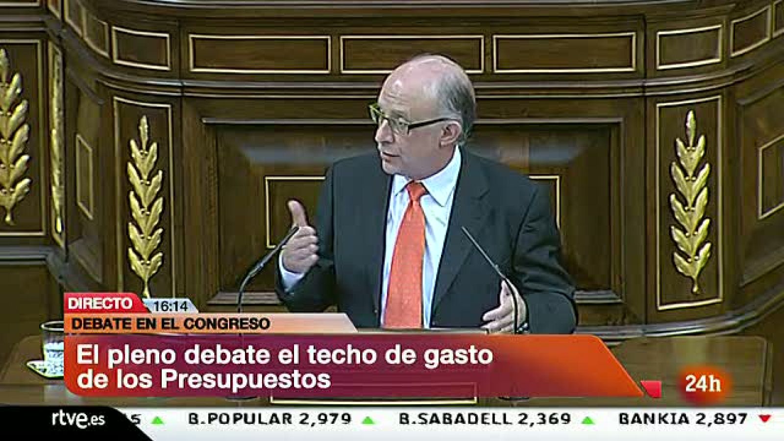 Montoro asegura que el Estado asumirá el 0,5% adicional de reducción del déficit fijado por Bruselas
