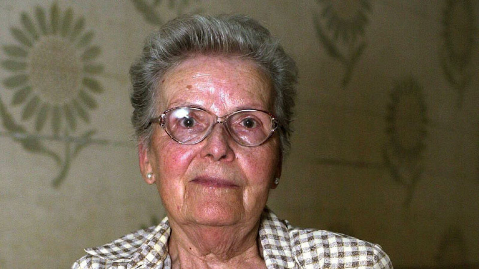 Fallece la escritora Teresa Pàmies - Informativo 24h | Ver