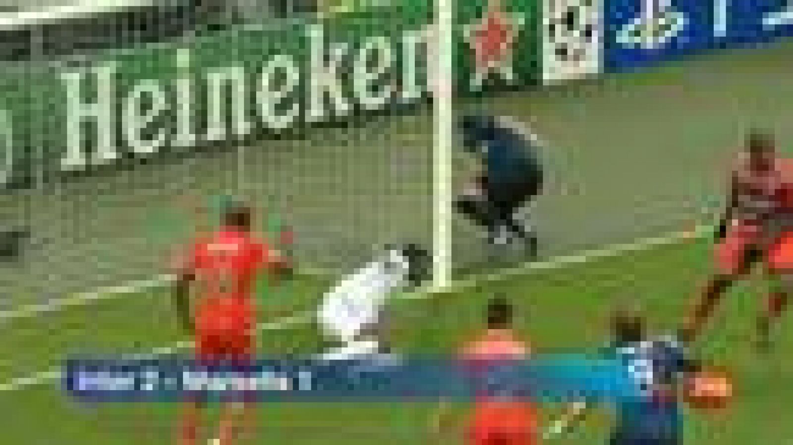 El Bayern de Múnich ha conseguido su pase a los cuartos de final de la Champions tras golear al Basilea (7-0)