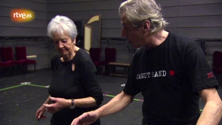 Crónicas - Asunción Balaguer,a ritmo de claqué