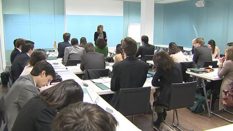 Los estudiantes que quieran ejecer como abogados tendrán que hacer un máster profesional