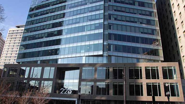 La tarde en 24h - Carta de exdirectivo Goldman Sachs