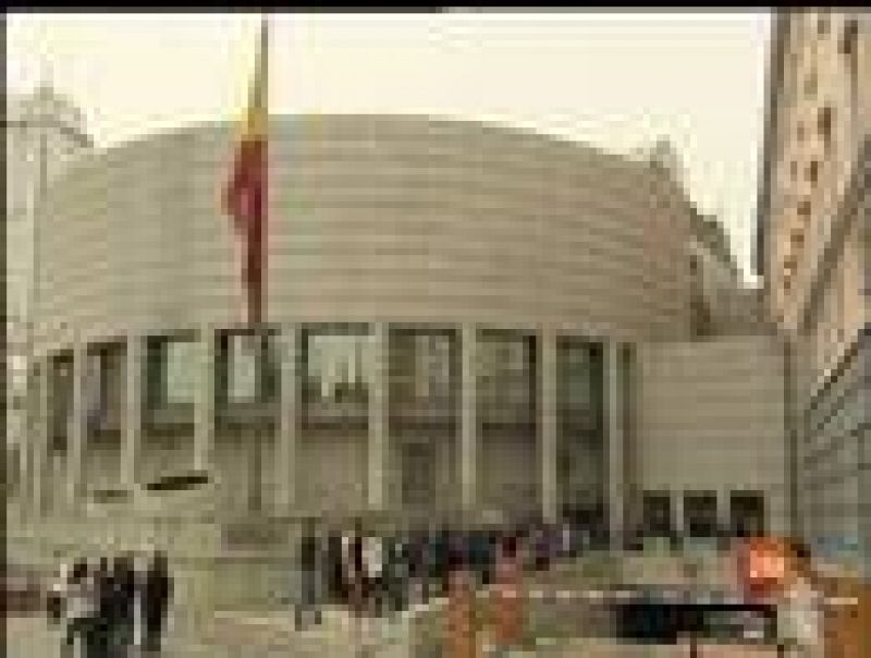  Parlamento - El tema del día - ¿Reformamos el Senado? - 25/02/2012