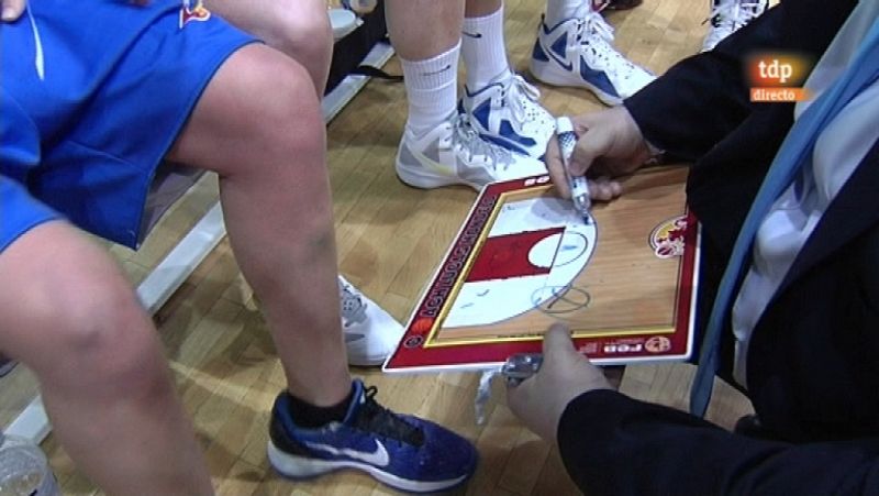 Baloncesto: Liga femenina - Caja Rural Tintos Toro - Perfumerías Avenida - 17/03/12 - ver ahora 