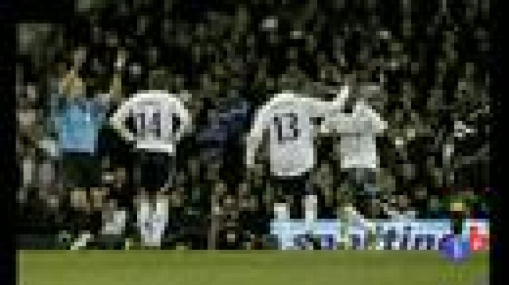 Telediario 1 - Muamba se desploma en el Tottenham-Bolton
