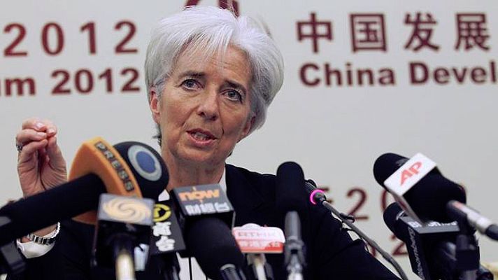 Informativo 24h - Lagarde ve mejoras en la economía mundial pero advierte que aún es "vulnerable"