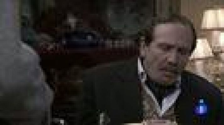 Amar en tiempos revueltos - Viktor acaba con Rubik