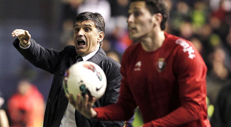 Mendilíbar no quiere oír hablar de la Champions