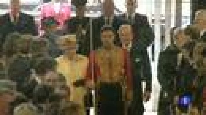 Telediario 1 - 60 años de Isabel II