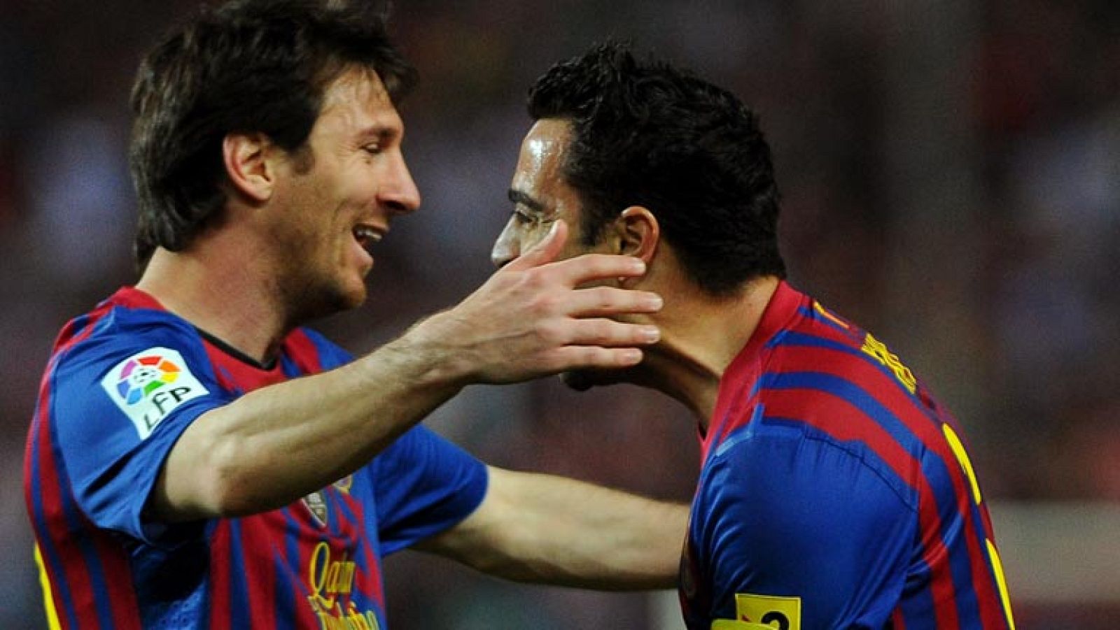 Los aficionados culés serán más del Villarreal que nunca... si el Madrid 'pincha', la frase de Guardiola de "olvidaos, esta Liga no la ganaremos" podría cambiar... los amarillos estrenan entrenador, Lotina.